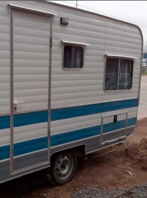 Modelo 3.50 Mts 4 personas