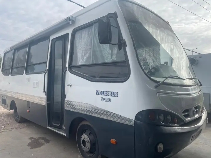 Minibus para 4/5 personas