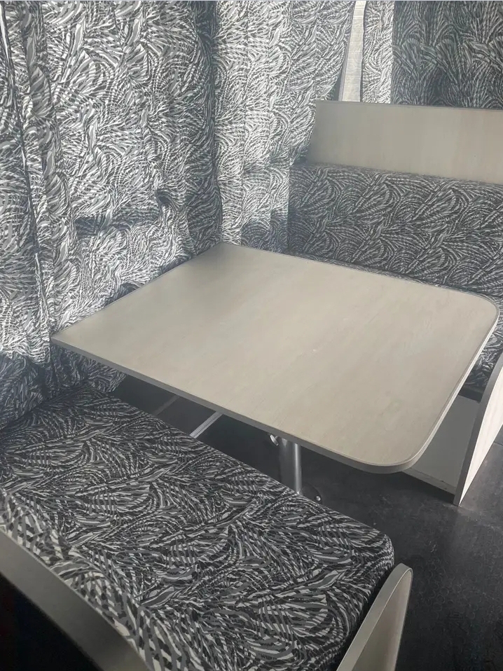 Minibus para 4/5 personas - Imagen 10