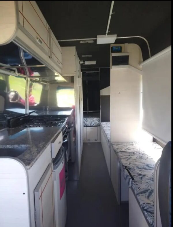 Sprinter 413 para 4/5 personas - Imagen 3
