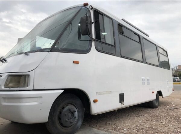 Minibus para 4/5 personas