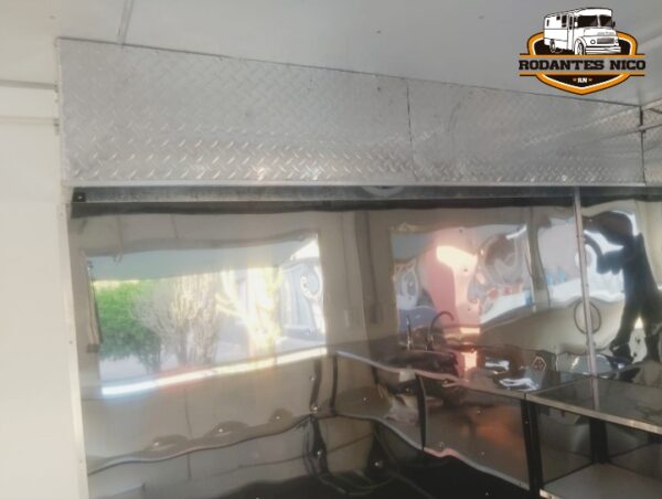 Food Truck 1 eje 4.00 Mts con Baño - Imagen 11