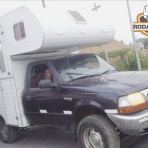 Camper sobre chasis de Ford Ranger