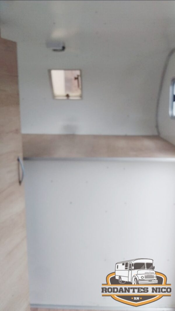 Camper sobre chasis de Ford Ranger - Imagen 9