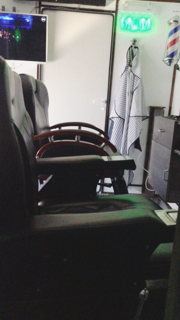 BARBERIA - EQUIPADA - LISTA PARA TRABAJAR - $3.300.000 - Imagen 8